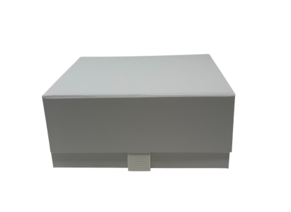 Aromabar Luxury White Magnetic Gift Box with Ribbon Tab Medium Hamper Wedding Bridesmaid Bride Baby Keepsake Size 20 x 16 x 8cm - Image 8
