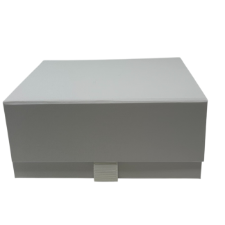 Aromabar White Magnetic Gift Box with Ribbon Tab Small Wedding Bridesmaid Bride Baby Keepsake Size 12 x 14 x 6.5cm